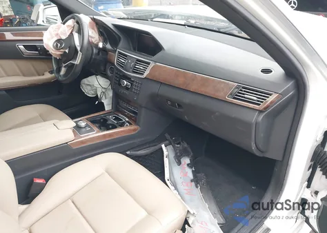 2013 Mercedes-Benz E 350 4Matic из США, поврежденный, VIN WDDHF8JB4DA727504